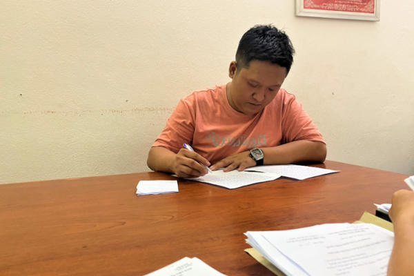 Thua lỗ chứng khoán, nam thanh niên thuê 2 ô tô mang đi bán chiếm đoạt gần 1 tỷ đồng