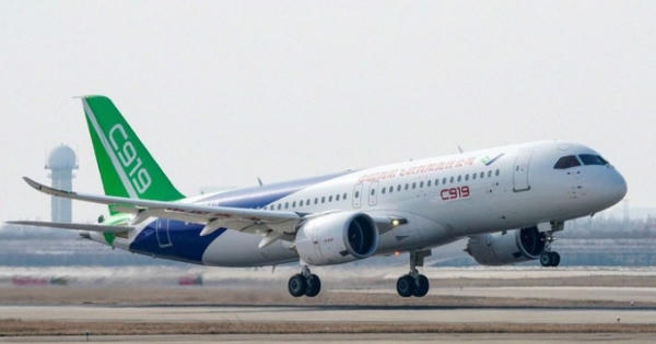 Boeing lâm khủng hoảng, cơ hội cho máy bay Trung Quốc?