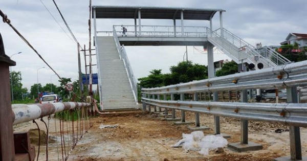 Làm gì để các dự án cầu đường bộ vượt đường sắt hợp lòng dân?