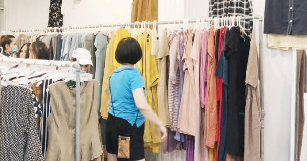 Trào lưu đổi hàng “cũ người, mới ta”