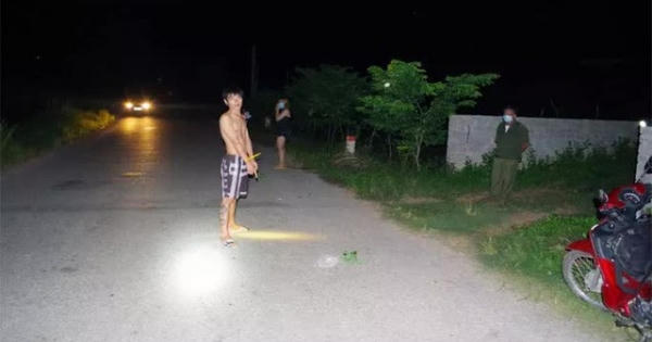 Bắc Giang: Đi tập thể dục về, cô gái trẻ bất ngờ bị thanh niên lao vào túm tóc, cứa cổ