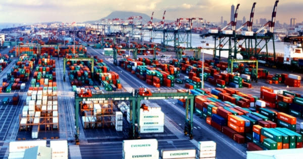 Điểm báo ngày 9/3/2018: Logistics Việt Nam thênh thang cơ hội nhưng khó bề “cất cánh”