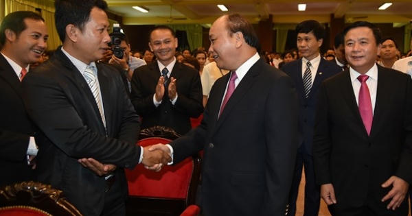 Chính phủ và bộ, ngành đặt hàng Học viện Chính trị quốc gia Hồ Chí Minh