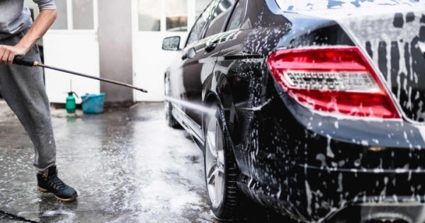 Những dịch vụ giá ‘cắt cổ’ ngày Tết