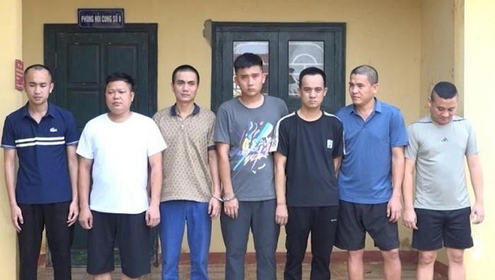 Đập tan đường dây cá độ bóng đá hơn 300 tỷ đồng
