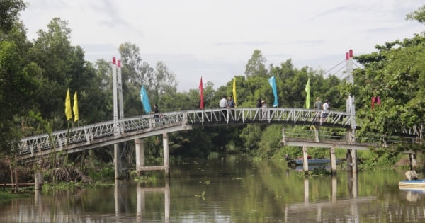 Xóa đi mối hiểm nguy cho người dân vùng sông nước