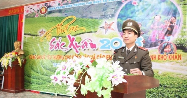 Tô thắm hình ảnh người chiến sỹ Công an Nhân dân Tô thắm hình ảnh người chiến sỹ Công an Nhân dân