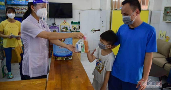 Quầy thuốc 0 đồng: Kết nối yêu thương - chiến thắng Covid-19