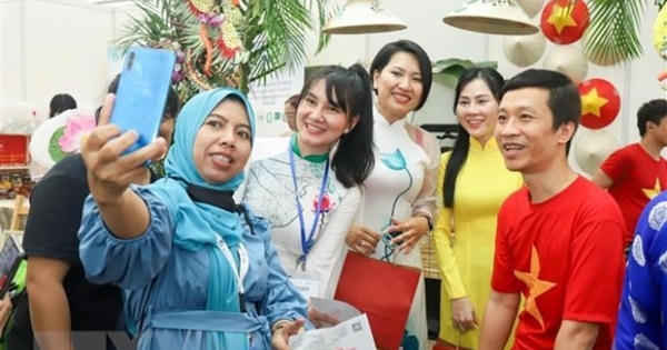 Dấu ấn tích cực của cộng đồng người Việt tại Singapore