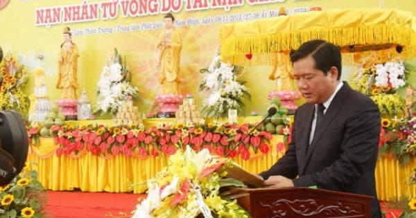 6.000 phật tử cầu siêu cho nạn nhân tử vong vì tai nạn giao thông
