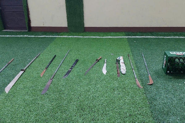 Nghệ An: Bắt giữ 34 đối tượng sử dụng hung khí gây rối trật tự công cộng Nghệ An: Bắt giữ 34 đối tượng sử dụng hung khí gây rối trật tự công cộng