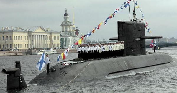Nga hạ thủy tàu ngầm “tàng hình”