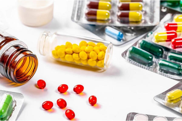 Tăng cường kiểm tra, giám sát việc mua bán thuốc, nguyên liệu làm thuốc