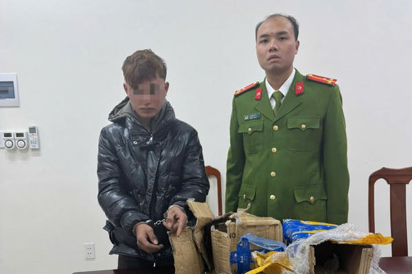 Công an TP Móng Cái bắt 2 đối tượng sản xuất pháo trái phép