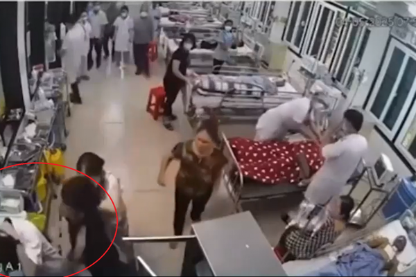 Nhân viên y tế có thể từ chối khám, chữa bệnh nếu bị người nhà bệnh nhân hành hung