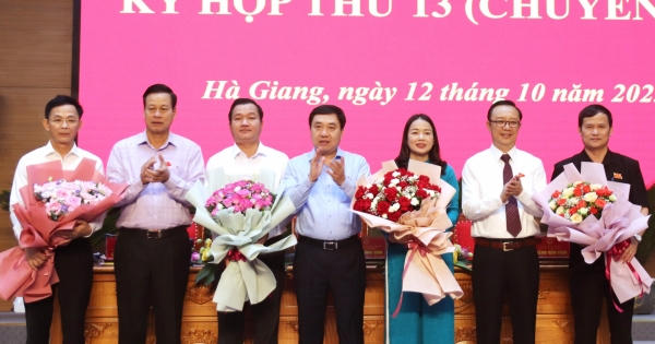 Kiện toàn các chức danh HĐND, UBND tỉnh Hà Giang khóa XVIII