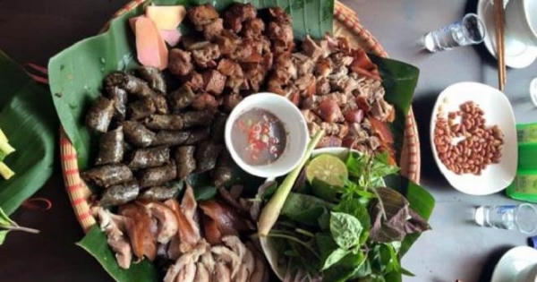 Vì sao dân gian thường kiêng ăn cháo trắng, thịt chó trong tháng cô hồn? Vì sao dân gian thường kiêng ăn cháo trắng, thịt chó trong tháng cô hồn?