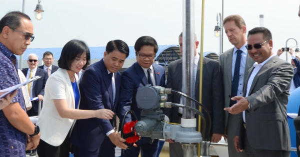 Hà Nội: Khánh thành dự án nước sạch lớn nhất miền Bắc Hà Nội: Khánh thành dự án nước sạch lớn nhất miền Bắc