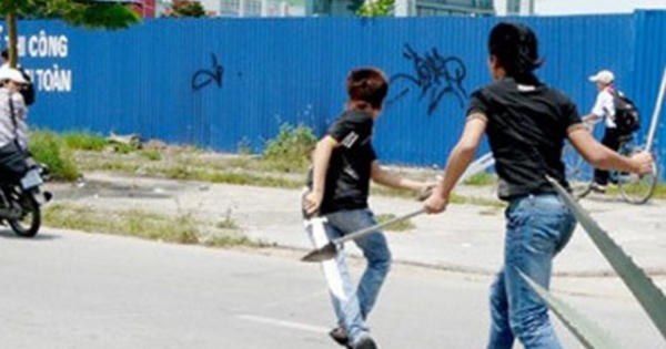 Khánh Hòa: Nhóm thiếu niên mang mã tấu đi đánh dằn mặt