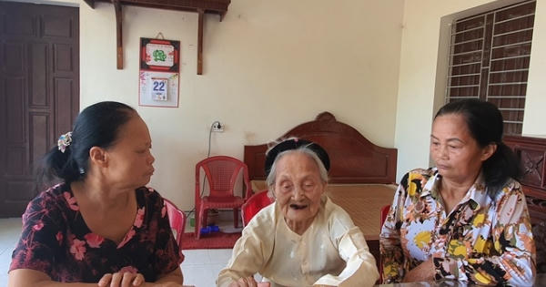 Hà Nam: "Mẹ tự hào vì hy sinh của 2 con đã góp phần giành độc lập cho đất nước!" Hà Nam: "Mẹ tự hào vì hy sinh của 2 con đã góp phần giành độc lập cho đất nước!"