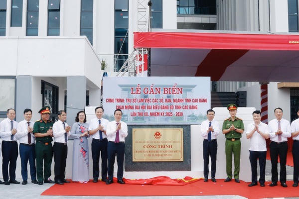 Cao Bằng: Gắn biển Công trình trụ sở làm việc các sở, ban, ngành chào mừng Đại hội Đảng bộ tỉnh Cao Bằng: Gắn biển Công trình trụ sở làm việc các sở, ban, ngành chào mừng Đại hội Đảng bộ tỉnh