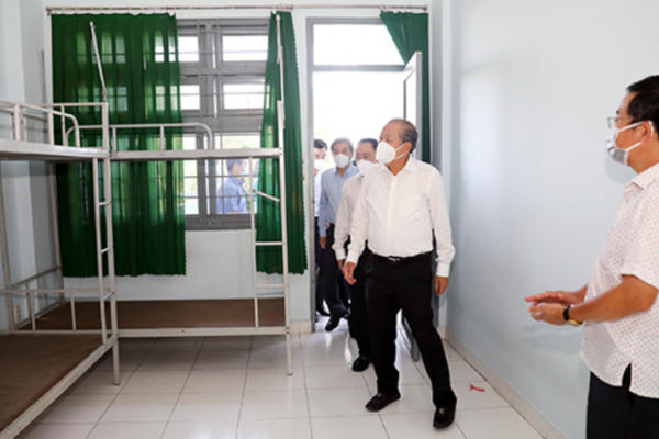 Đồng Nai: Phó Thủ tướng thường trực Chính phủ Trương Hòa Bình kiểm tra bệnh viện dã chiến số 3