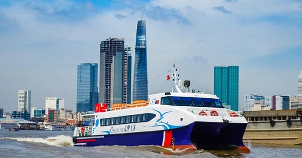 5 tàu cao tốc chở hàng từ miền Tây đến TP HCM
