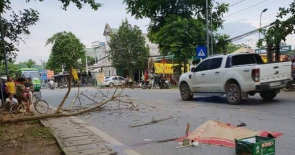 Tuyên Quang: Tai nạn hi hữu khiến đôi vợ chồng trẻ thương vương