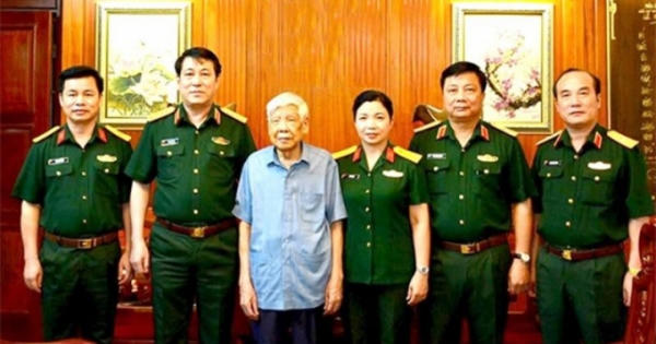 Nguyên Tổng Bí thư Lê Khả Phiêu: Người cán bộ mẫu mực, văn - võ song toàn