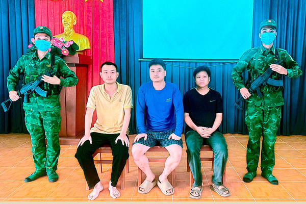 BĐBP Tây Ninh bắt giữ 03 người nước ngoài nhập cảnh trái phép vào Việt Nam