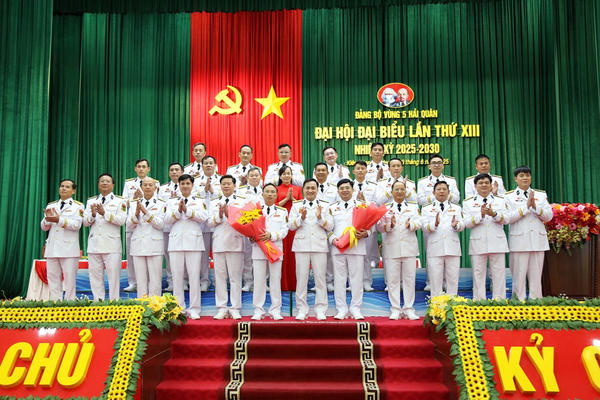 Đảng bộ Vùng 5 Hải quân: Phát huy bản lĩnh, trí tuệ, xây dựng đơn vị cách mạng, chính quy, tinh nhuệ, hiện đại