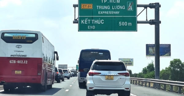 Cần nhân rộng mô hình 'chuyển nhượng quyền thu phí' cao tốc Cần nhân rộng mô hình 'chuyển nhượng quyền thu phí' cao tốc