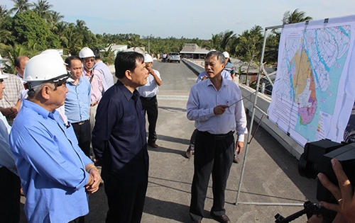 Vững tin về mùa vụ ấm no, nông thôn tươi đẹp