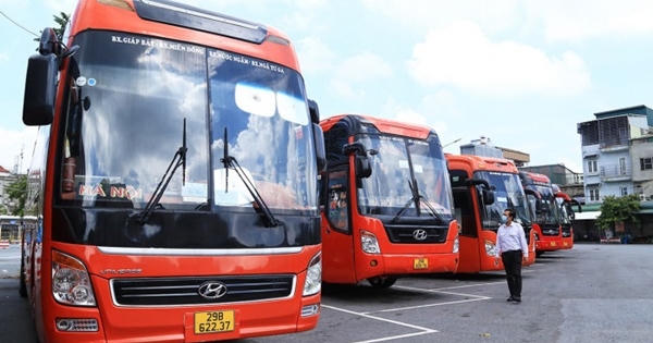 Vận tải khách liên tỉnh vẫn bị “khóa cứng”