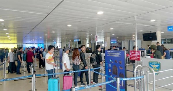 Sân bay Tân Sơn Nhất bị xếp hạng chất lượng dịch vụ 'bét bảng'