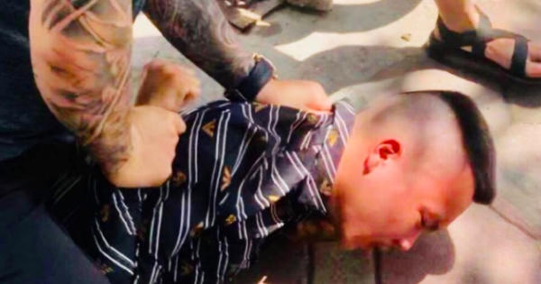 Trộm xe máy rồi mang rao bán trên mạng, bị chính chủ xe tóm gọn trình báo Công an Trộm xe máy rồi mang rao bán trên mạng, bị chính chủ xe tóm gọn trình báo Công an