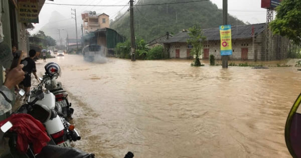 Nhiều nơi chìm trong biển nước sau mưa lớn ở Cao Bằng Nhiều nơi chìm trong biển nước sau mưa lớn ở Cao Bằng