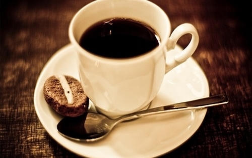 Nguy cơ mất thính lực vĩnh viễn vì... cà phê