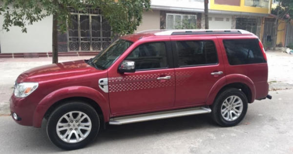 Bán xe Ford Everest Limited 2013 đời cuối
