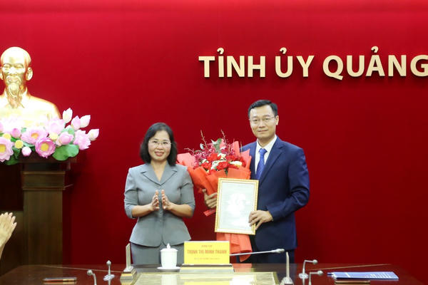 Ông Nguyễn Thế Lãm làm Giám đốc Trung tâm Truyền thông tỉnh Quảng Ninh
