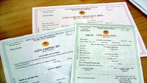 Chủ tịch UBND huyện Phúc Thọ yêu cầu giải quyết vụ bé trai 2 tuổi không đăng ký được khai sinh