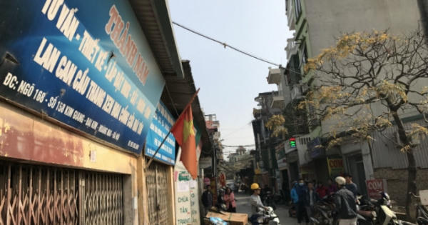 Lấy đường làm nhà: 'Đúng quy trình' dân vẫn bức xúc