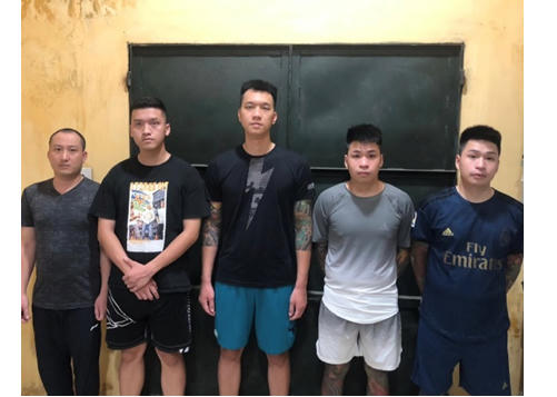 Hà Nội: Triệt phá đường dây cá độ bóng đá, bắt giữ 5 đối tượng