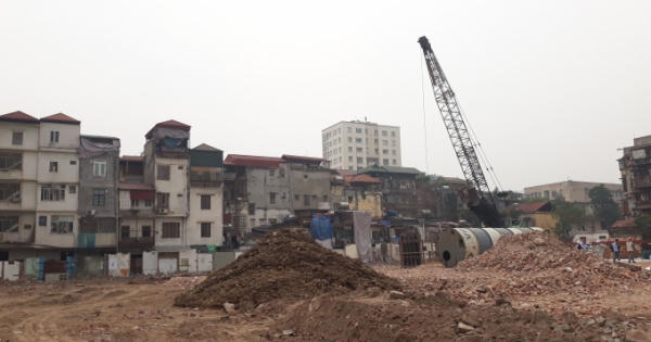 Tiến độ Dự án cải tạo chung cư cũ 93 Láng Hạ: Máy móc tích cực thi công