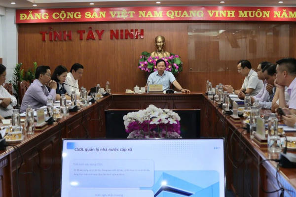 Đưa Tây Ninh trở thành địa phương đi đầu trong thực hiện Nghị quyết 57 Đưa Tây Ninh trở thành địa phương đi đầu trong thực hiện Nghị quyết 57