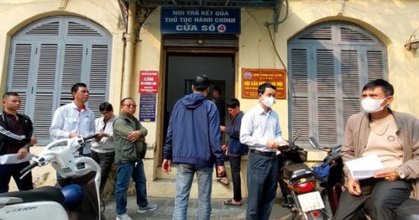 Khẩn trương kiểm tra, làm rõ thông tin “cò” dịch vụ cấp đổi giấy phép lái xe