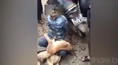 Dân trói kẻ trộm chó vào cột ở Nhà văn hóa