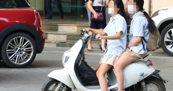 Học sinh nói gì về việc cấm điều khiển xe máy điện đến trường Học sinh nói gì về việc cấm điều khiển xe máy điện đến trường
