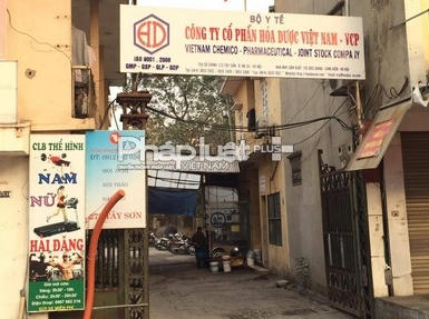 Bãi xe tự phát mọc lên, UBND phường Ngã Tư Sở nói "không quản lý"!