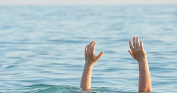 Ra ao tắm, 2 trẻ đuối nước thương tâm